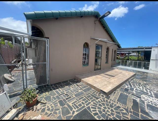 4 BEDROOM HOUSE FOR SALE IN LONGCROFT